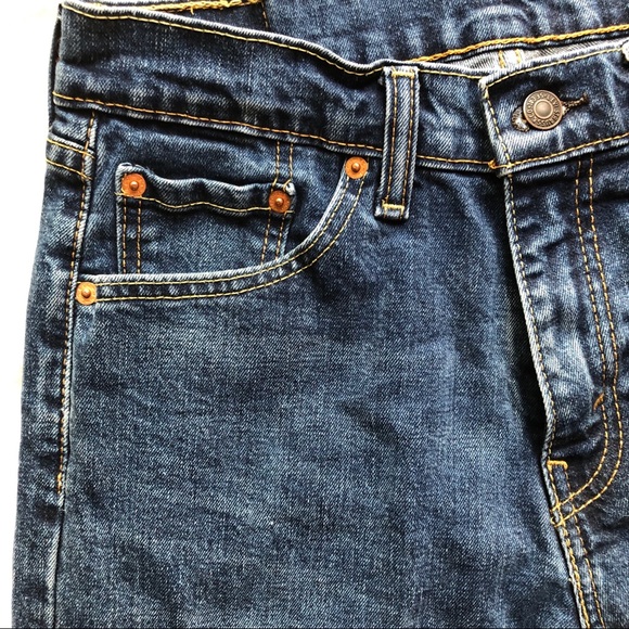 Levi’s 30x34 Medium Wash - Picture 3 of 12